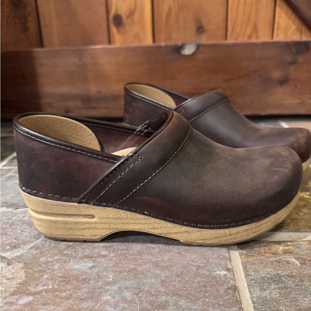 Dansko Classic Brown Leather Mules